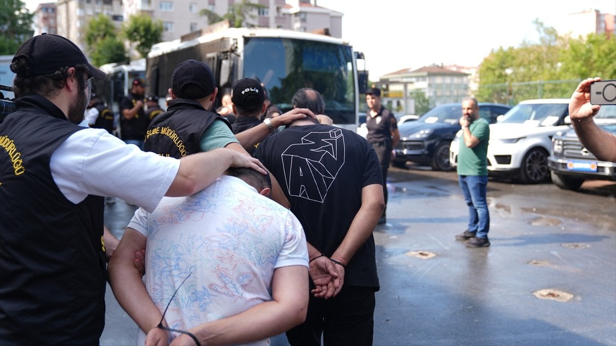İstanbul merkezli 8 ilde dolandırıcılık operasyonu: 27 gözaltı